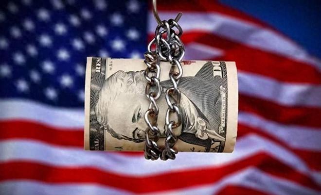 滚球-美专家：三年后美债危机爆发特朗普却扯93阅兵中方亮出东风61(图1)